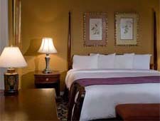 Maison Saint Charles Hotel & Suites - New Orleans, LA